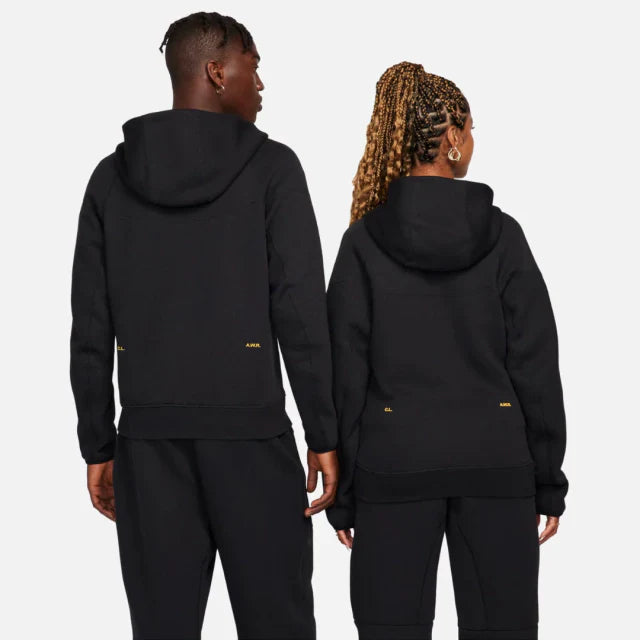 Conjunto NOCTA x Nike Tech Fleece Black