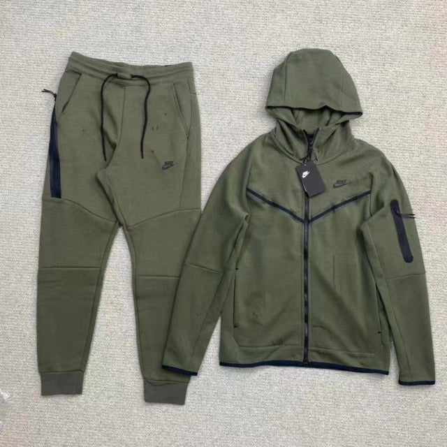 Conjunto Nike Tech Fleece Dark Green