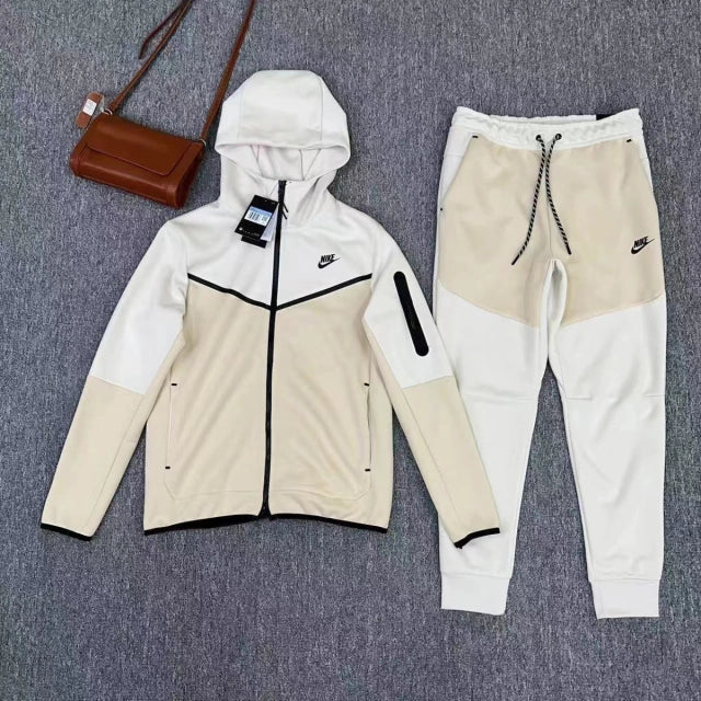 Conjunto Nike Tech Fleece Cream White